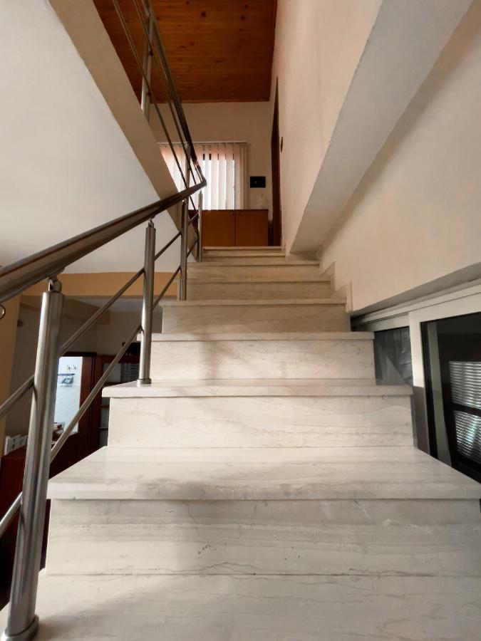 Vila Kodra Τίρανα Εξωτερικό φωτογραφία